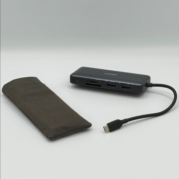 Anker 553 USB C Hub 8 in 1 - Picture 1 of 2